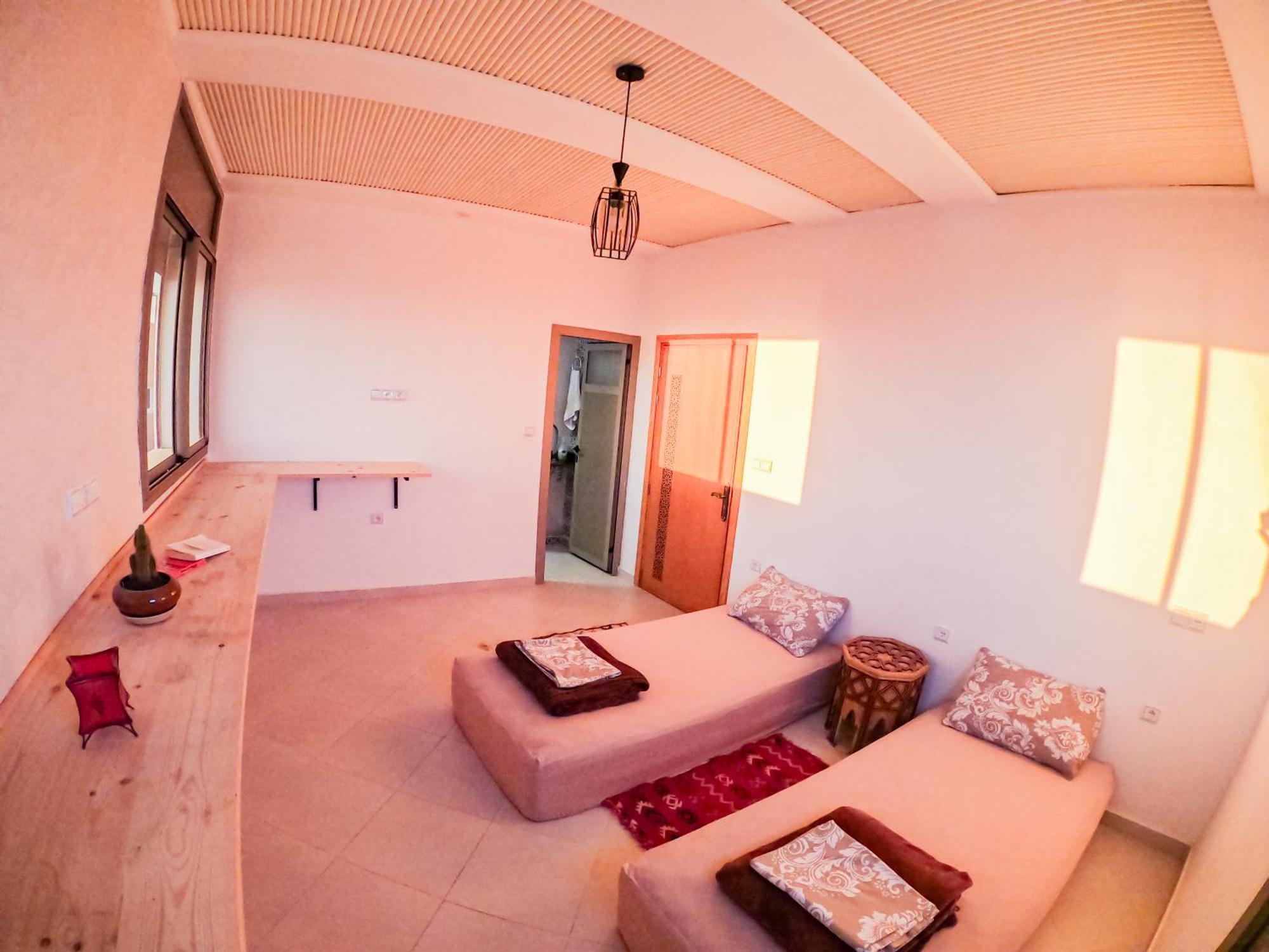 Atlantic Vibes Surf Hostel Tamraght Exterior photo